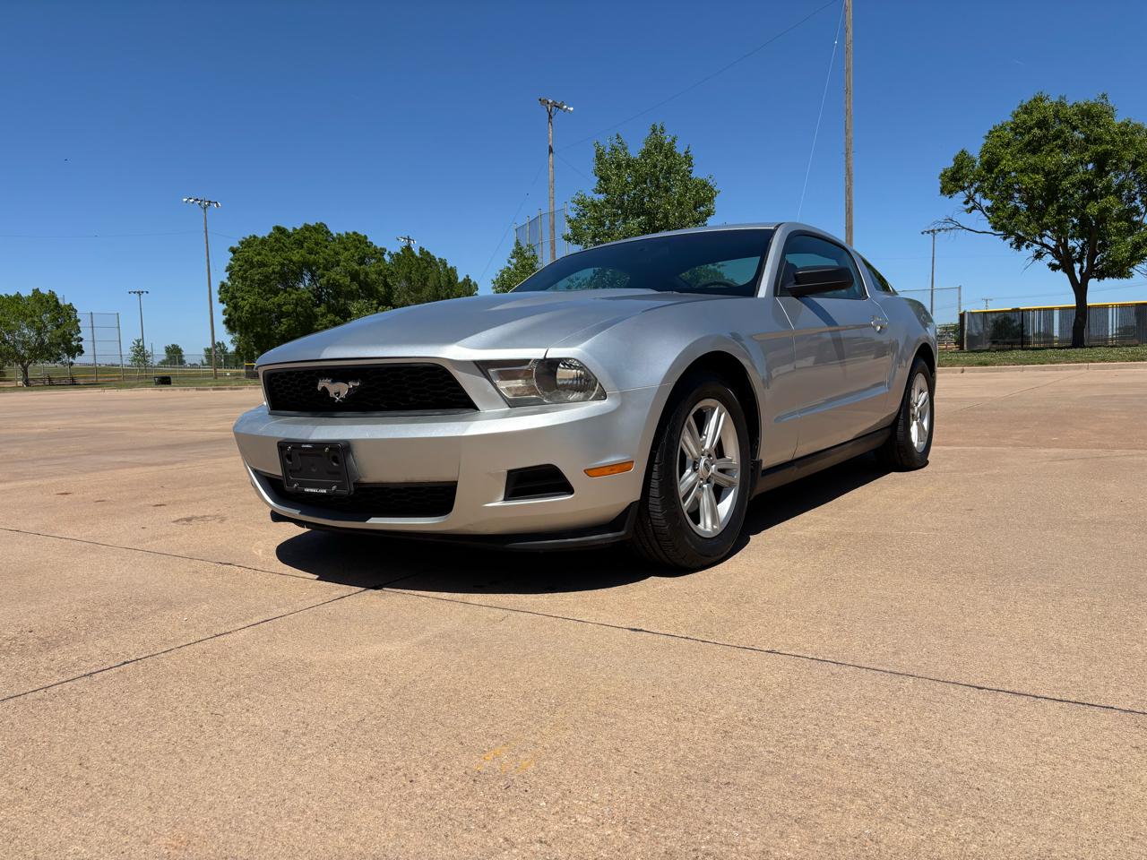 Ford Mustang 2dr Cpe V6 2011