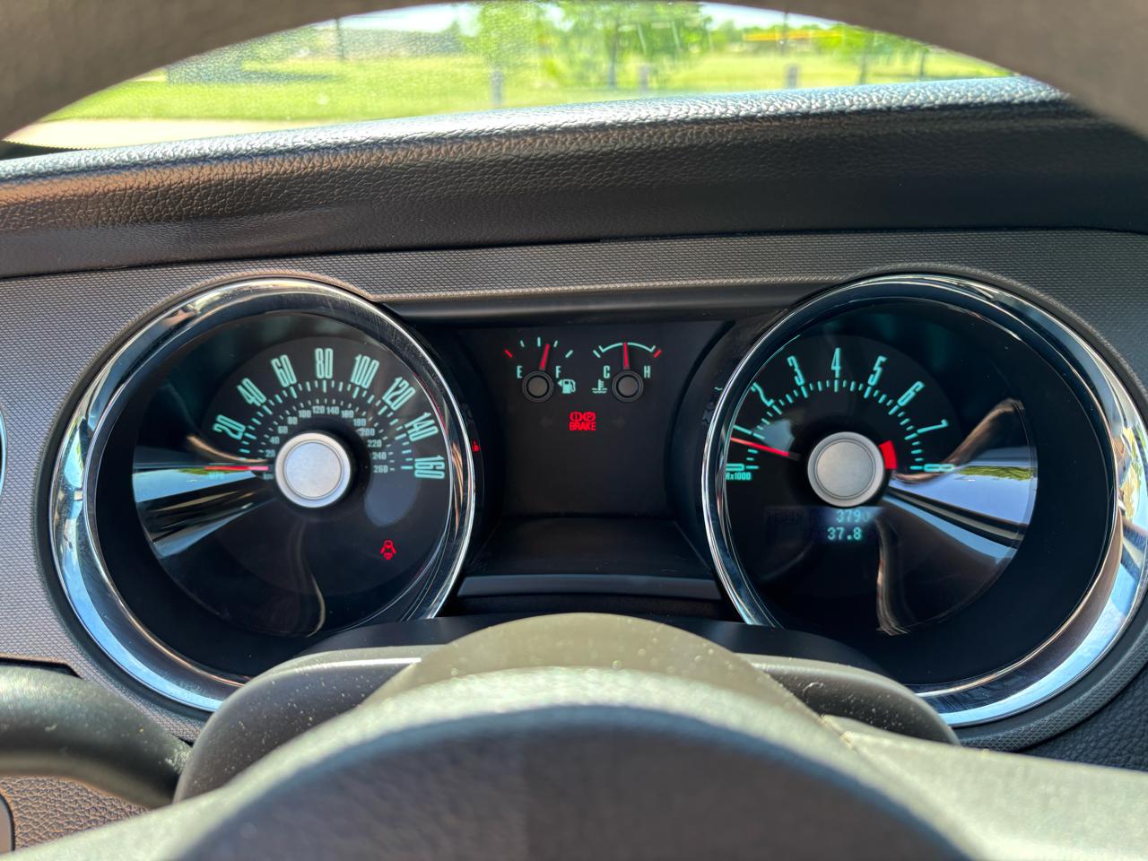 Ford Mustang 2dr Cpe V6 2011