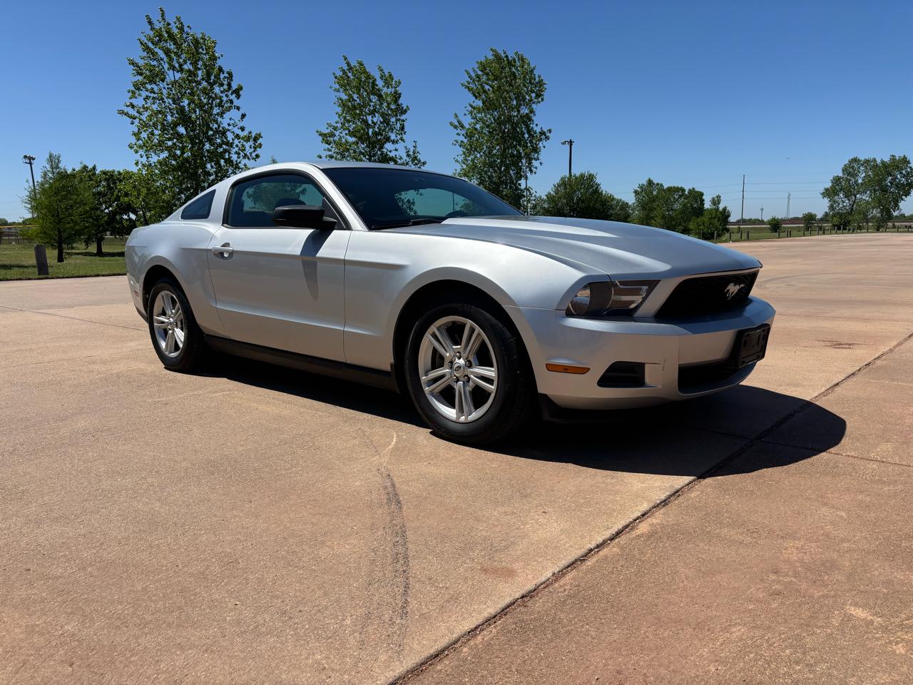 Ford Mustang 2dr Cpe V6 2011