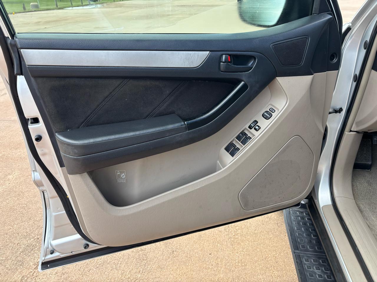 Toyota 4Runner RWD 4dr V6 Sport (Natl) 2008