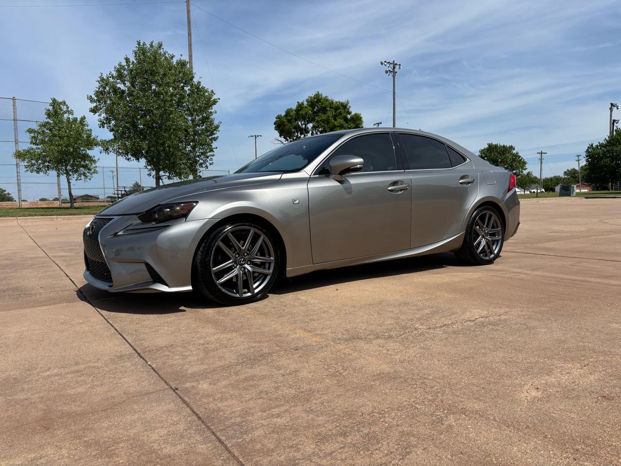 Lexus IS 250 4dr Sport Sdn RWD 2015