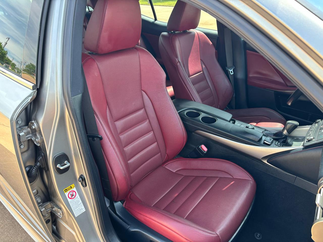 Lexus IS 250 4dr Sport Sdn RWD 2015