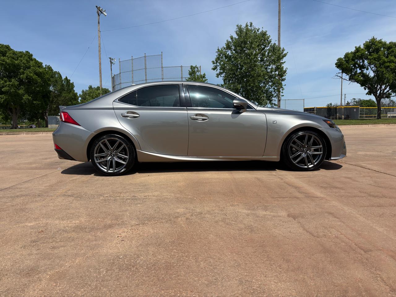 Lexus IS 250 4dr Sport Sdn RWD 2015