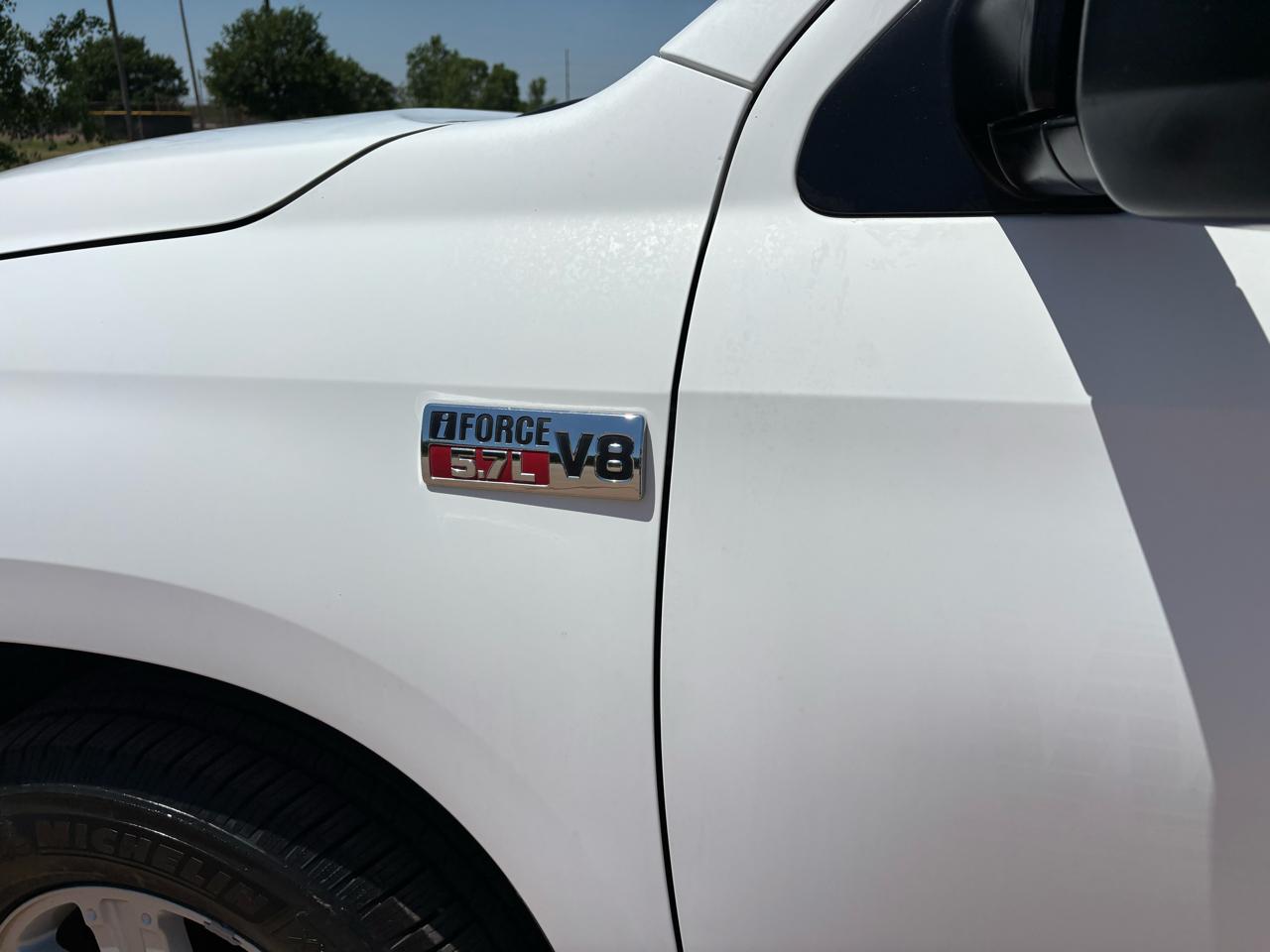 Toyota Tundra 2WD Truck Dbl 5.7L V8 6-Spd AT (Natl) 2010