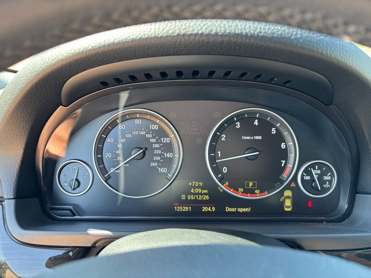 BMW 5 Series 4dr Sdn 528i RWD 2011