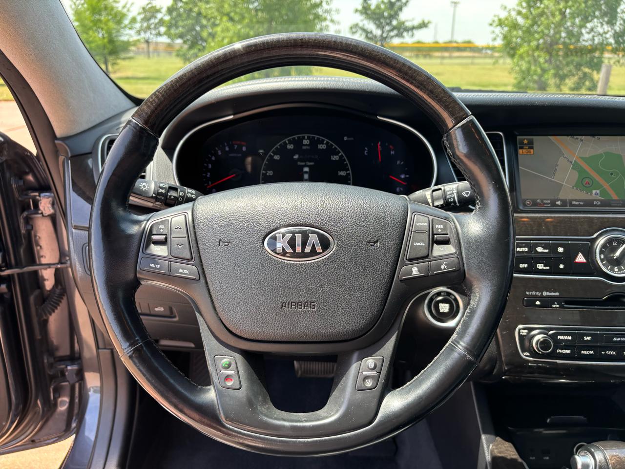 Kia Cadenza 4dr Sdn Limited 2014