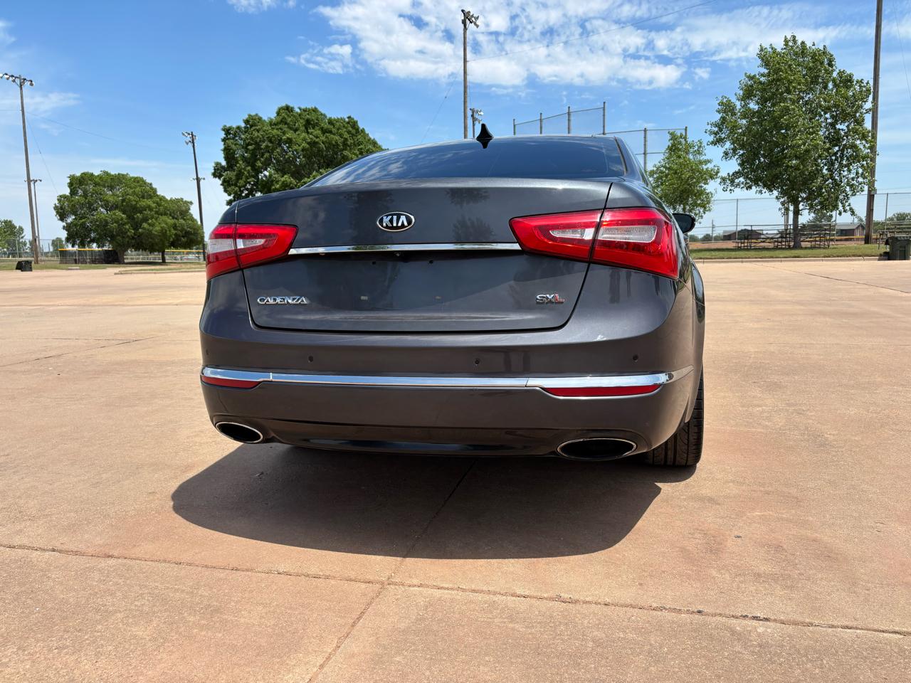 Kia Cadenza 4dr Sdn Limited 2014