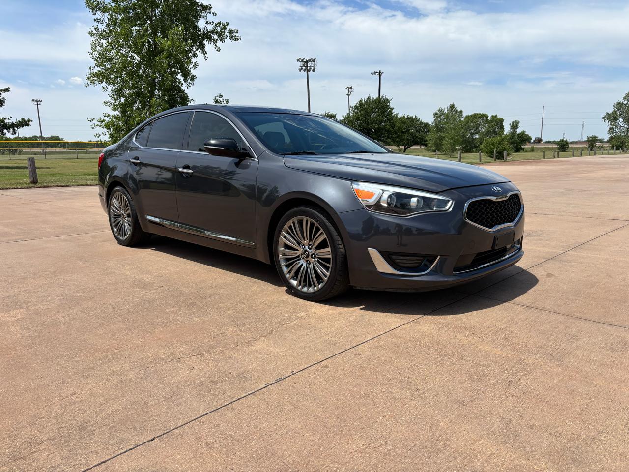 Kia Cadenza 4dr Sdn Limited 2014