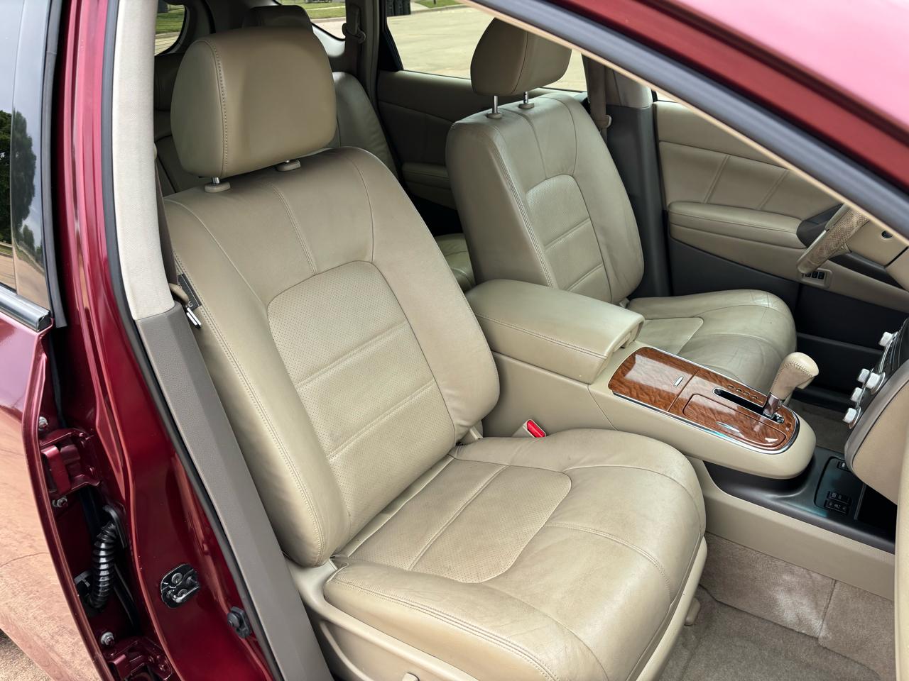 Nissan Murano AWD 4dr LE 2012