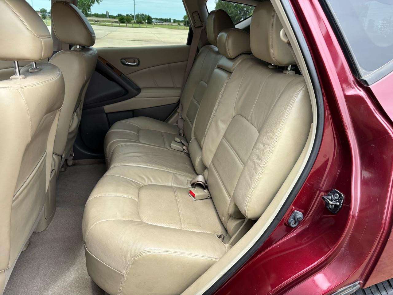 Nissan Murano AWD 4dr LE 2012