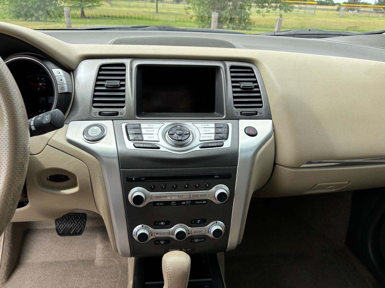 Nissan Murano AWD 4dr LE 2012