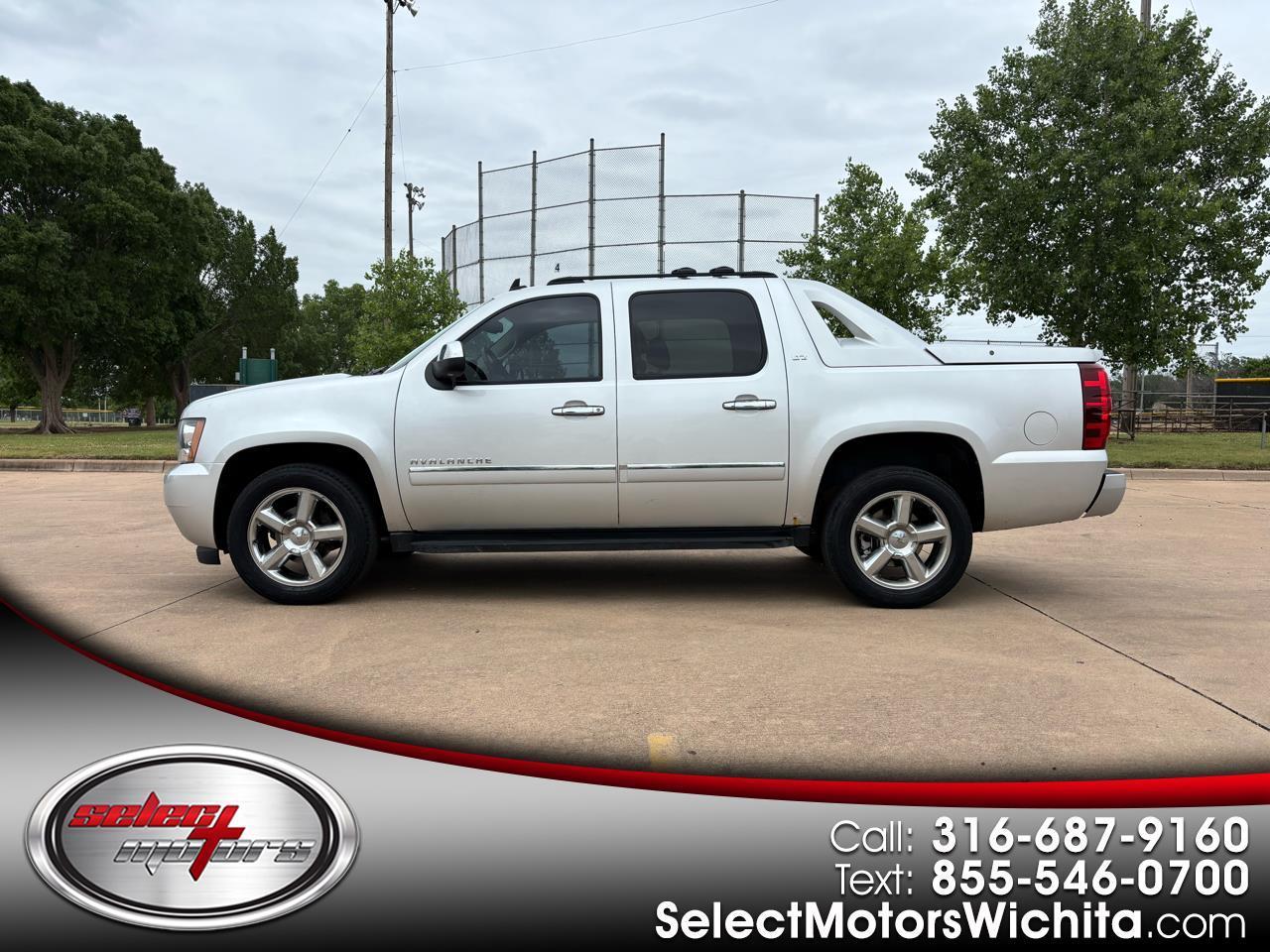 2012 Chevrolet Avalanche 4WD Crew Cab LTZ