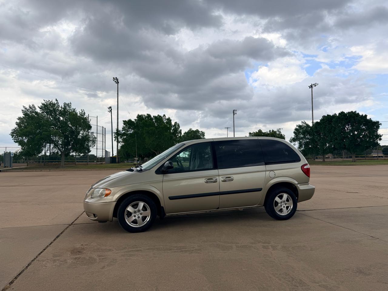 Dodge Caravan 4dr SXT 2005