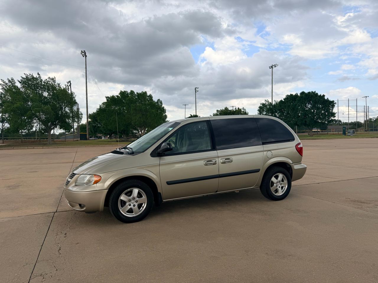 Dodge Caravan 4dr SXT 2005