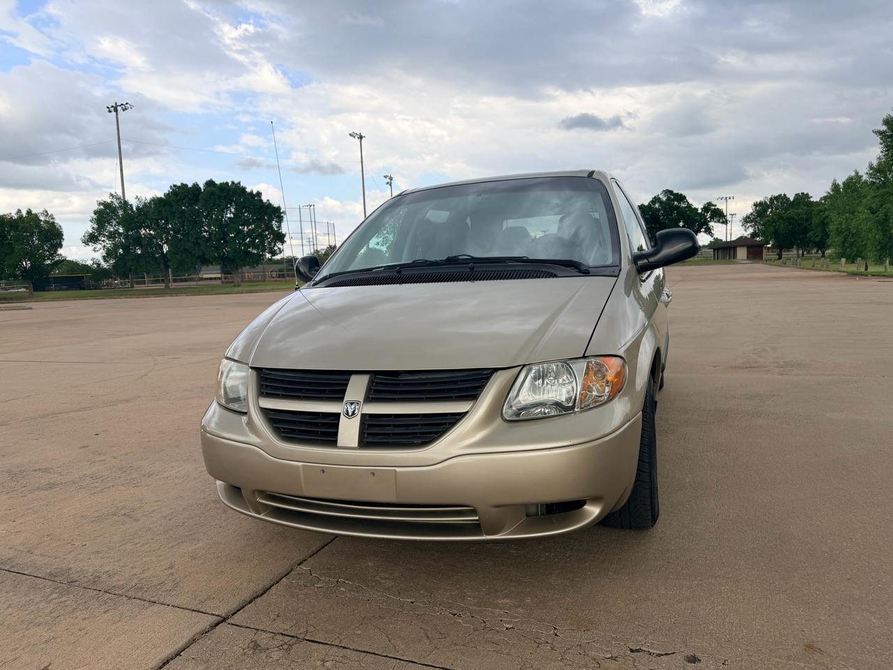 Dodge Caravan 4dr SXT 2005