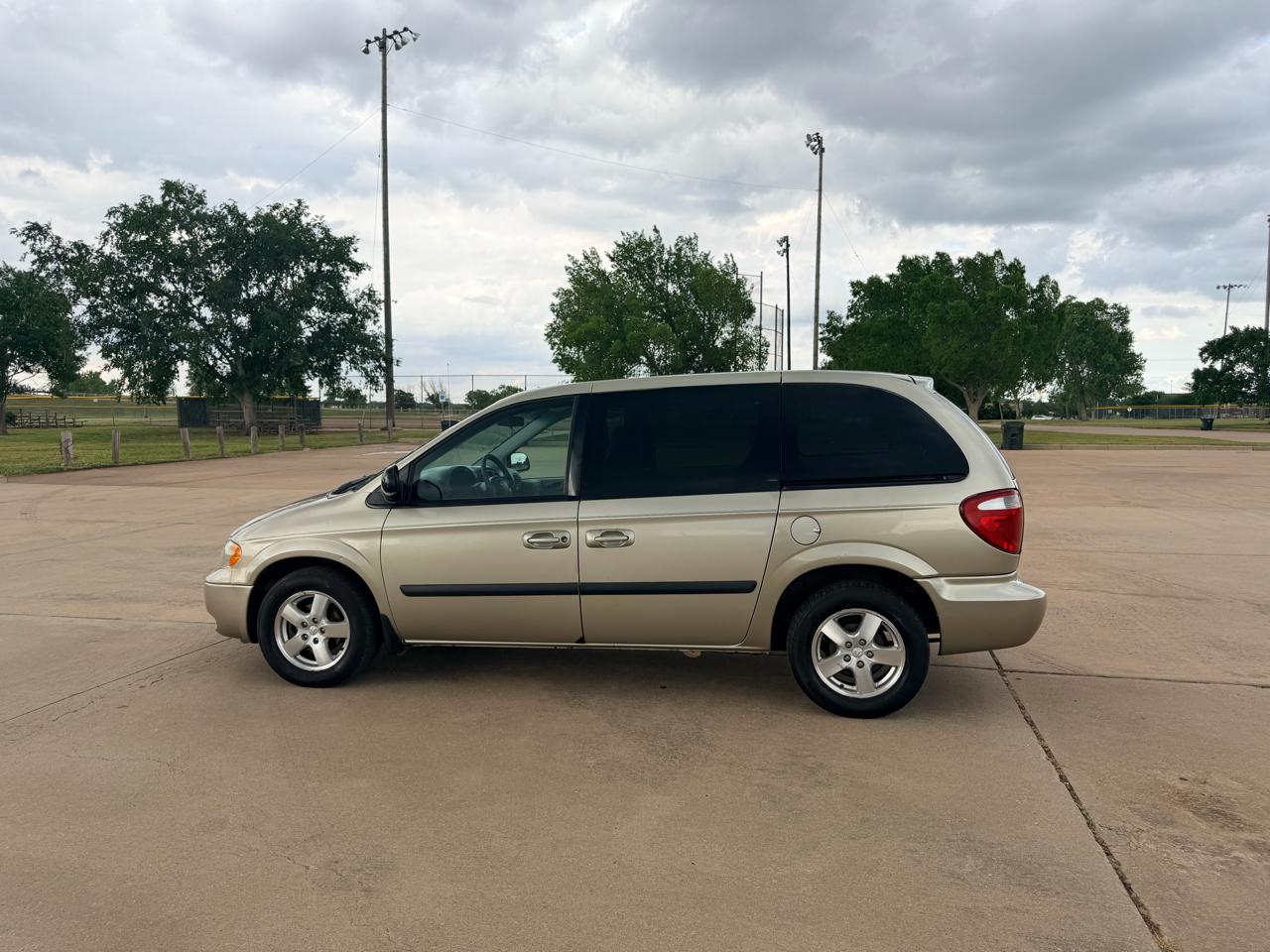 Dodge Caravan 4dr SXT 2005