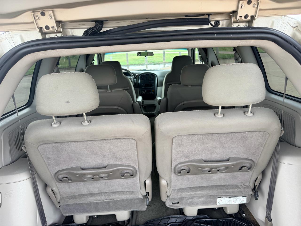 Dodge Caravan 4dr SXT 2005