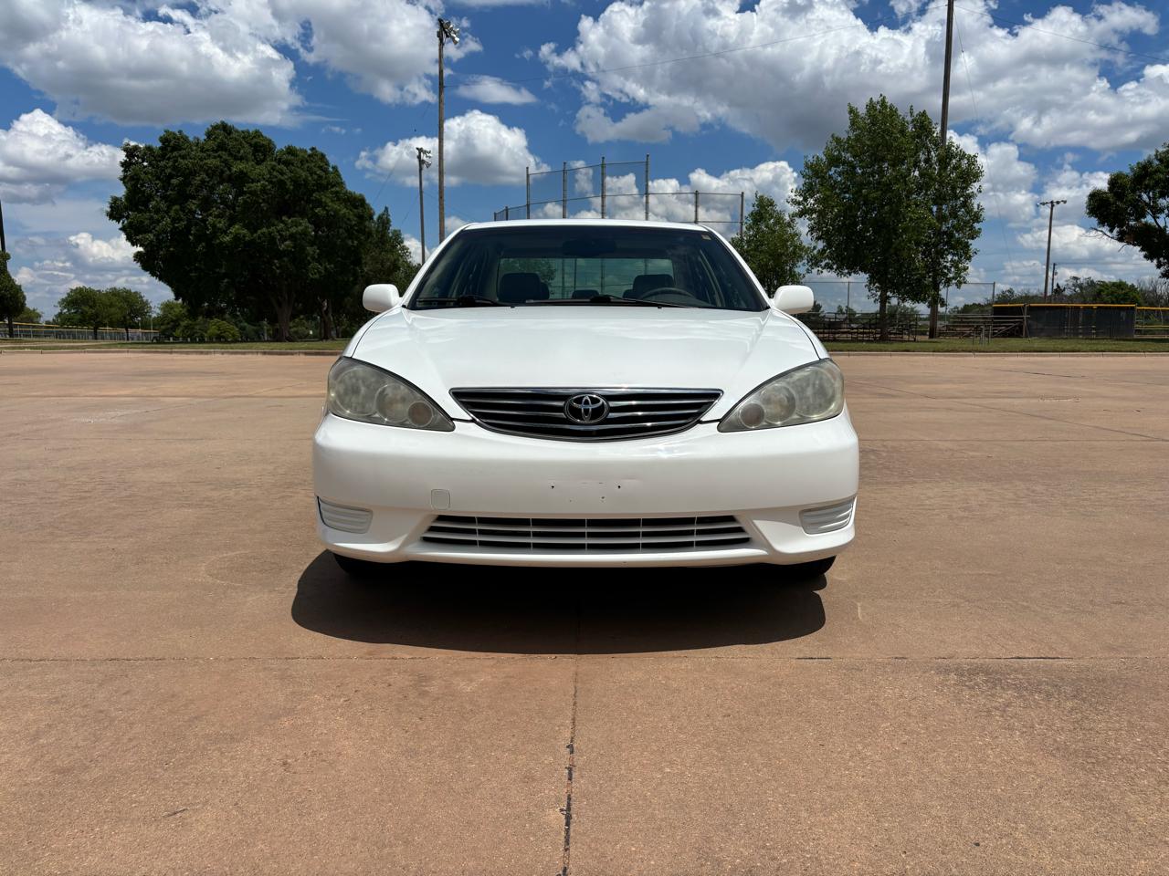 Toyota Camry 4dr Sdn XLE V6 Auto (Natl) 2005