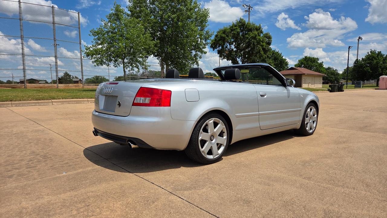 Audi S4 2dr Cabriolet quattro AWD Auto 2004