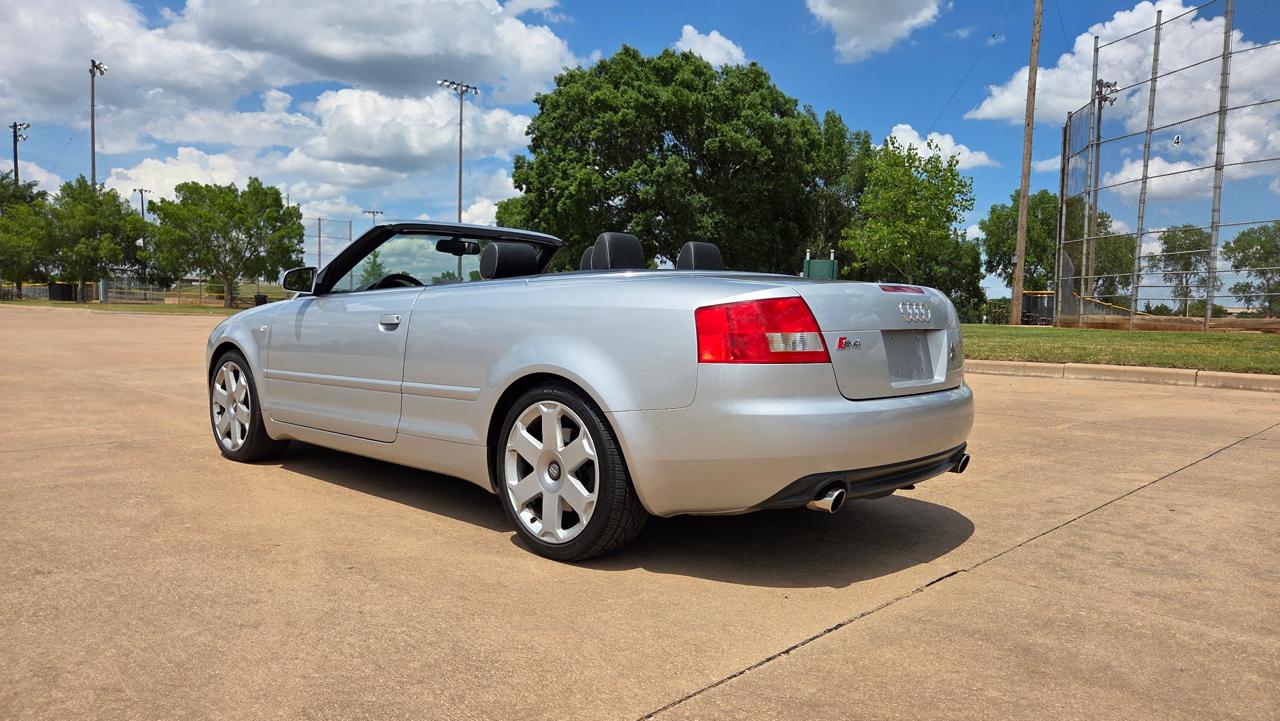 Audi S4 2dr Cabriolet quattro AWD Auto 2004