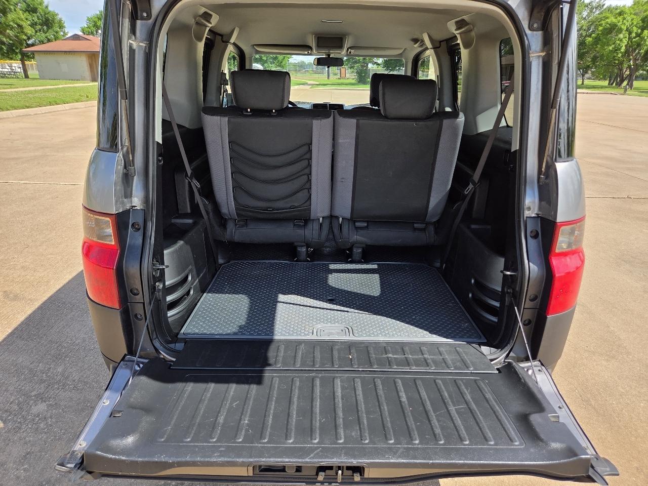 Honda Element 2WD EX AT 2005