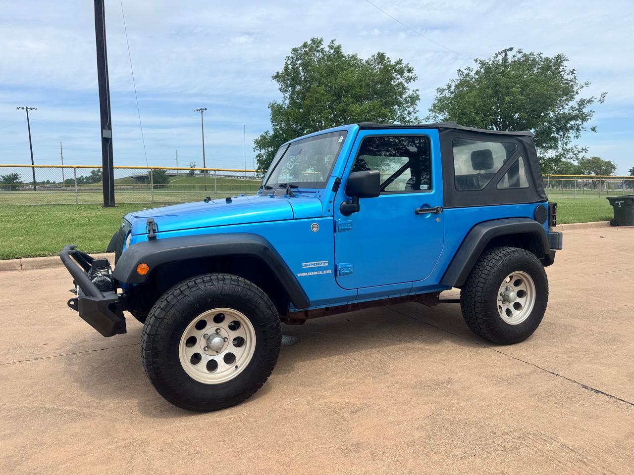 Jeep Wrangler 4WD 2dr Sport 2010