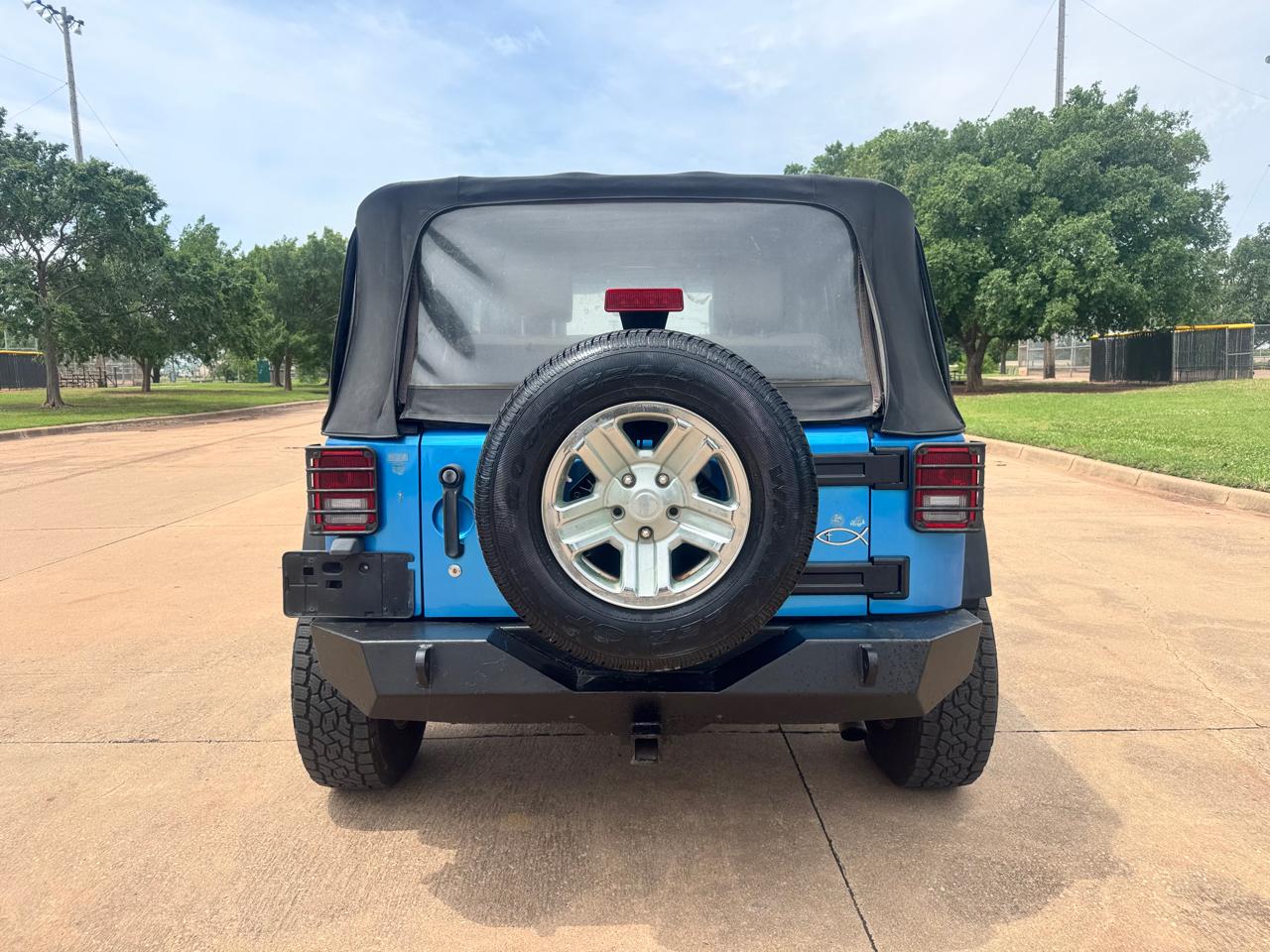 Jeep Wrangler 4WD 2dr Sport 2010