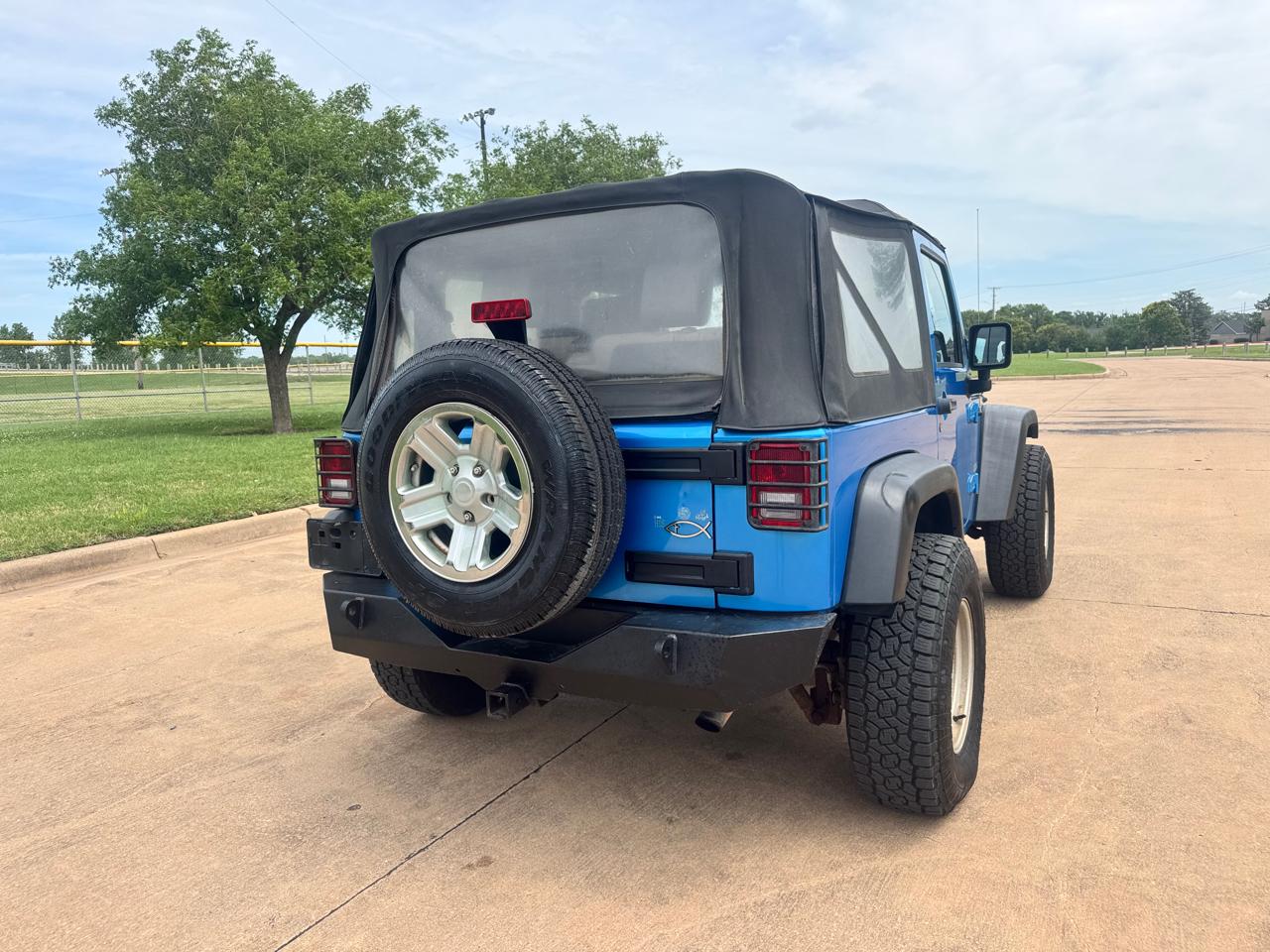 Jeep Wrangler 4WD 2dr Sport 2010