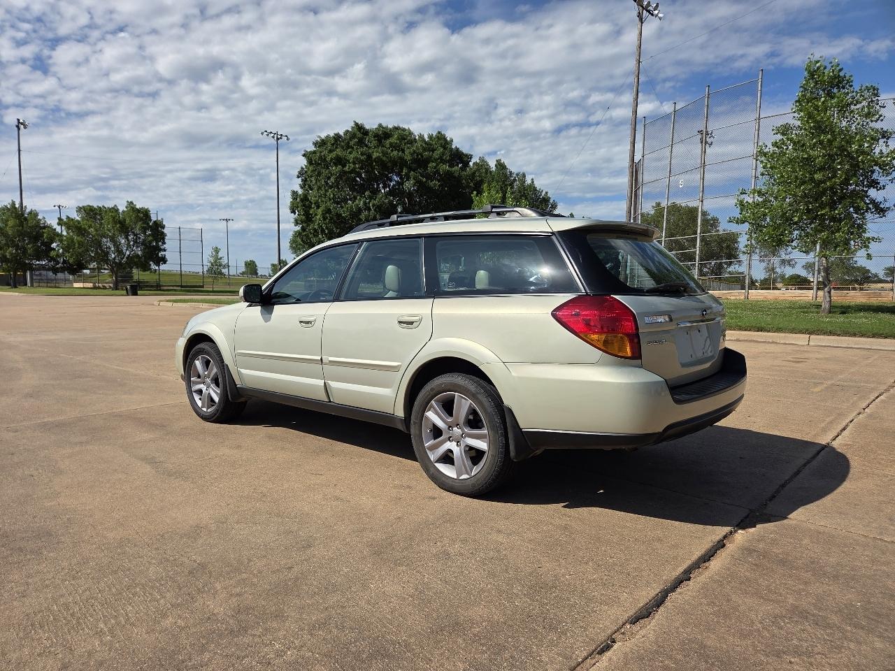 Subaru Legacy Wagon 4dr H6 AT Outback R LL Bean 2007