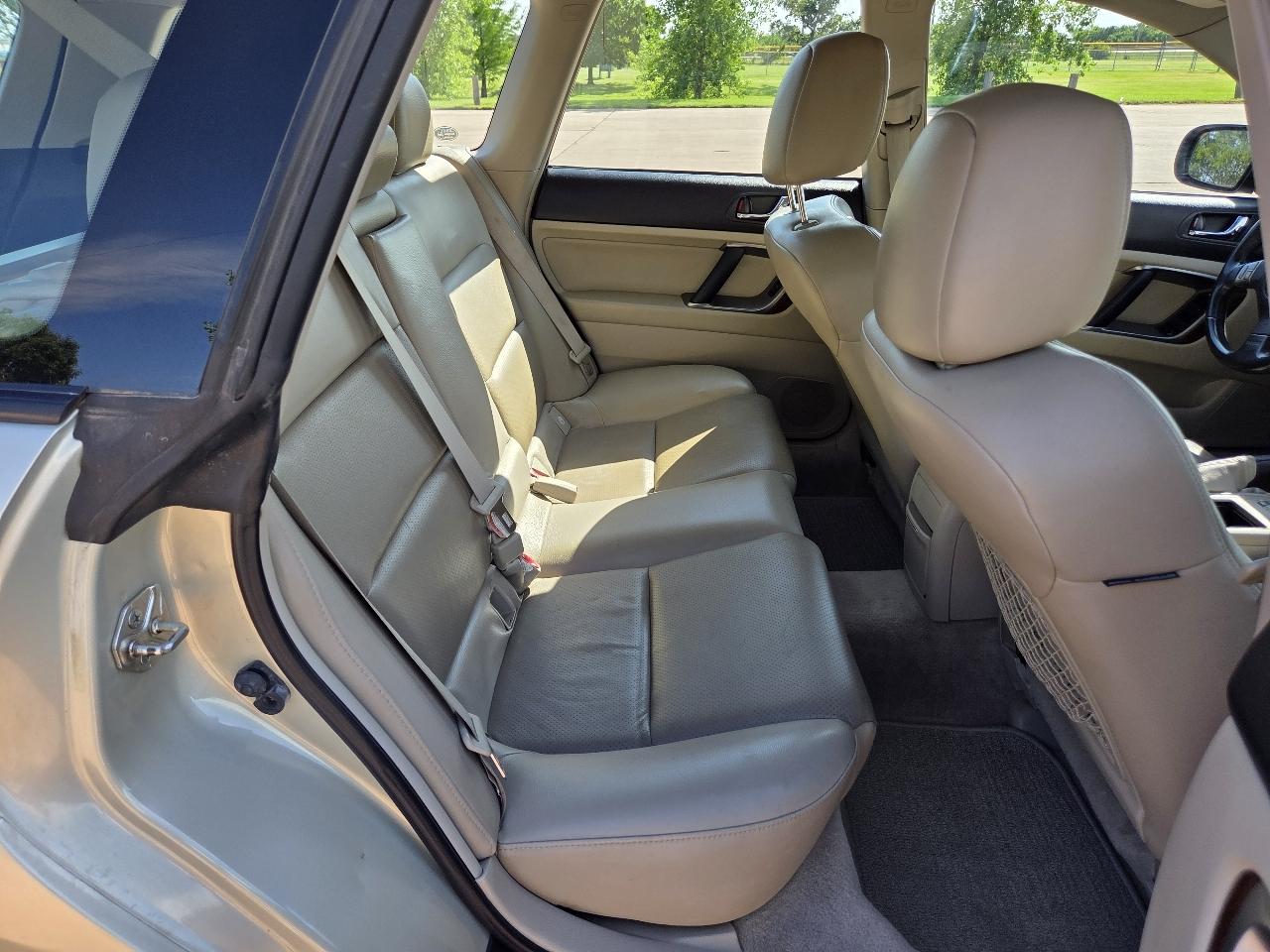 Subaru Legacy Wagon 4dr H6 AT Outback R LL Bean 2007