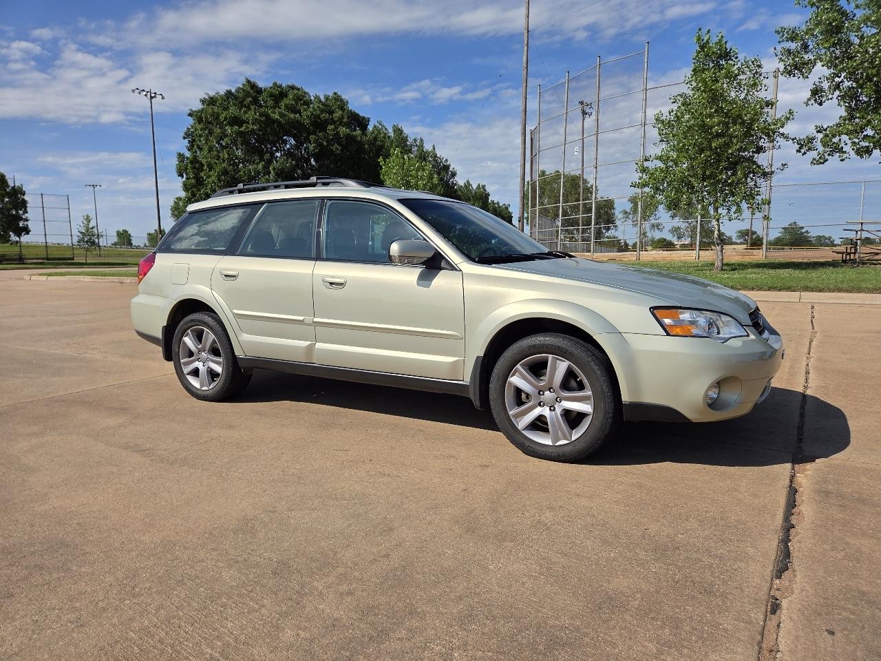 Subaru Legacy Wagon 4dr H6 AT Outback R LL Bean 2007