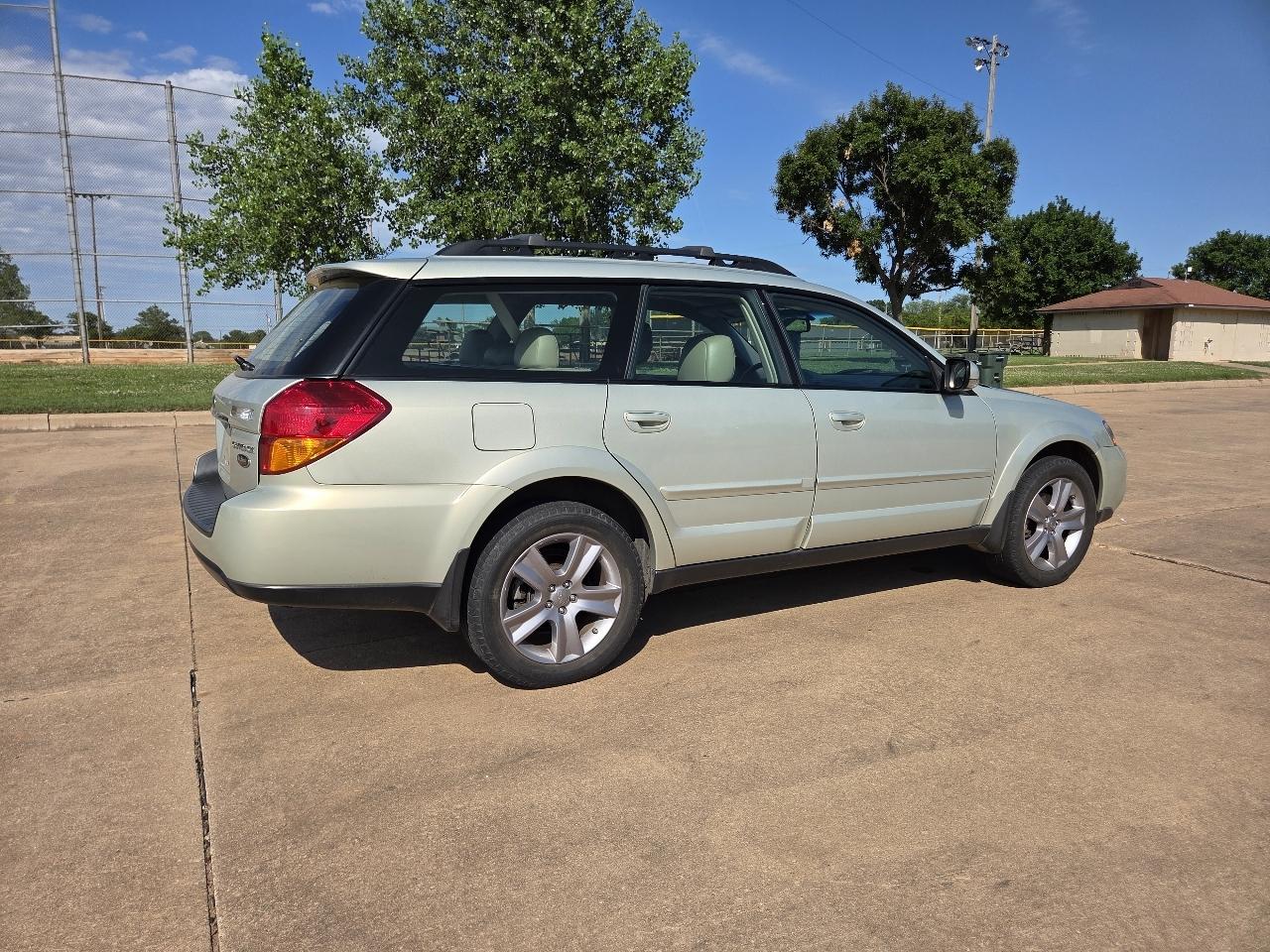 Subaru Legacy Wagon 4dr H6 AT Outback R LL Bean 2007
