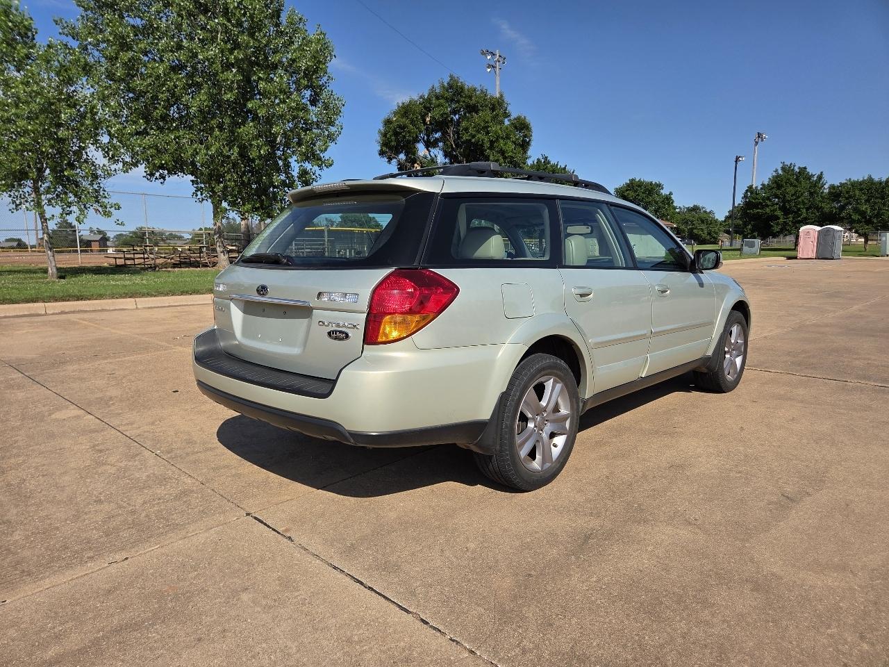 Subaru Legacy Wagon 4dr H6 AT Outback R LL Bean 2007