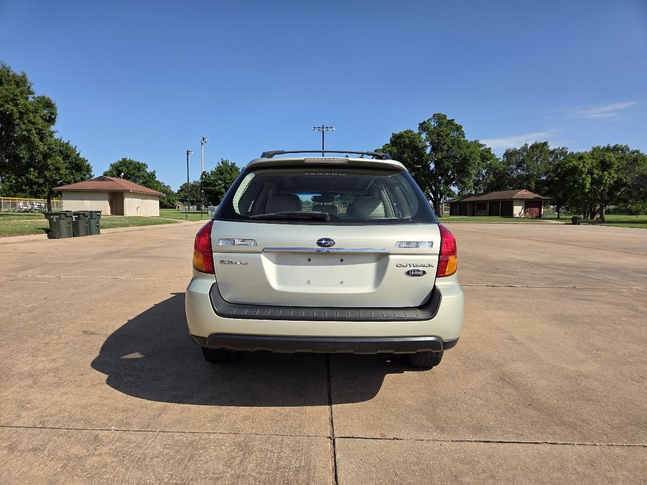 Subaru Legacy Wagon 4dr H6 AT Outback R LL Bean 2007