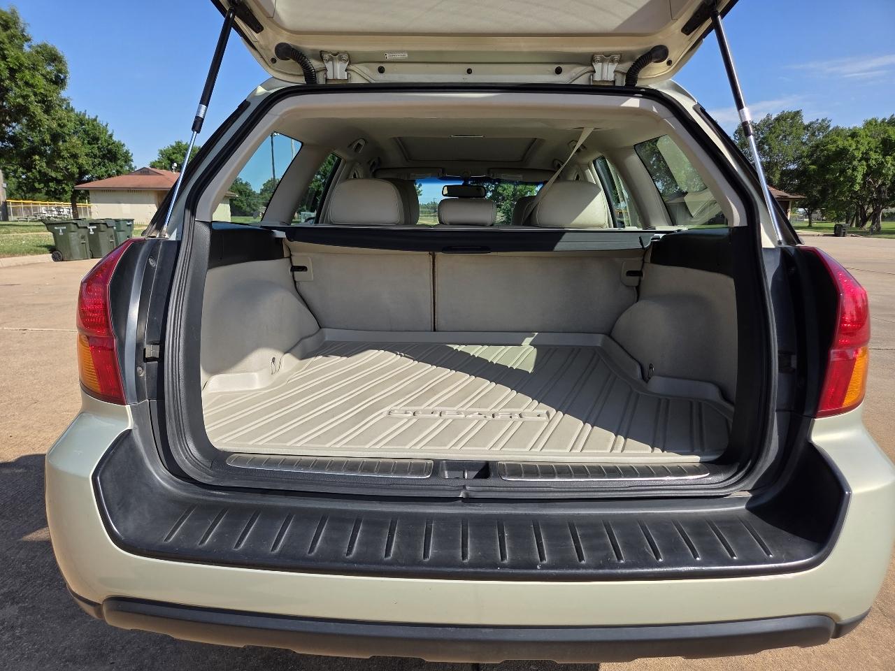 Subaru Legacy Wagon 4dr H6 AT Outback R LL Bean 2007