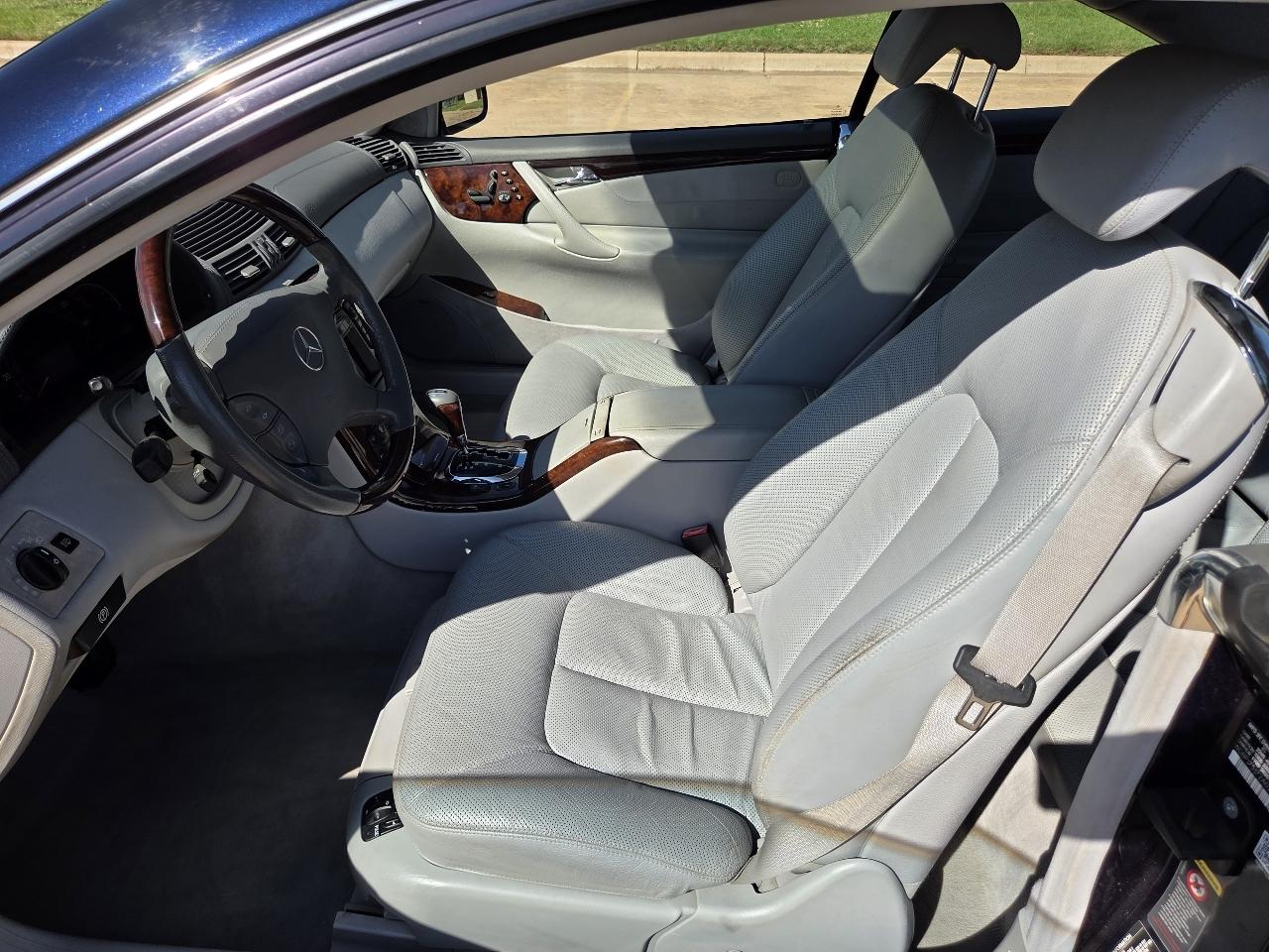 Mercedes-Benz CL-Class 2dr Cpe 5.0L 2002