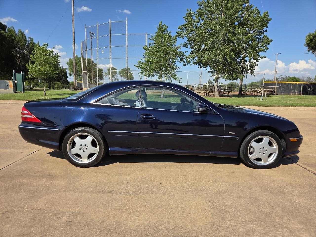 Mercedes-Benz CL-Class 2dr Cpe 5.0L 2002