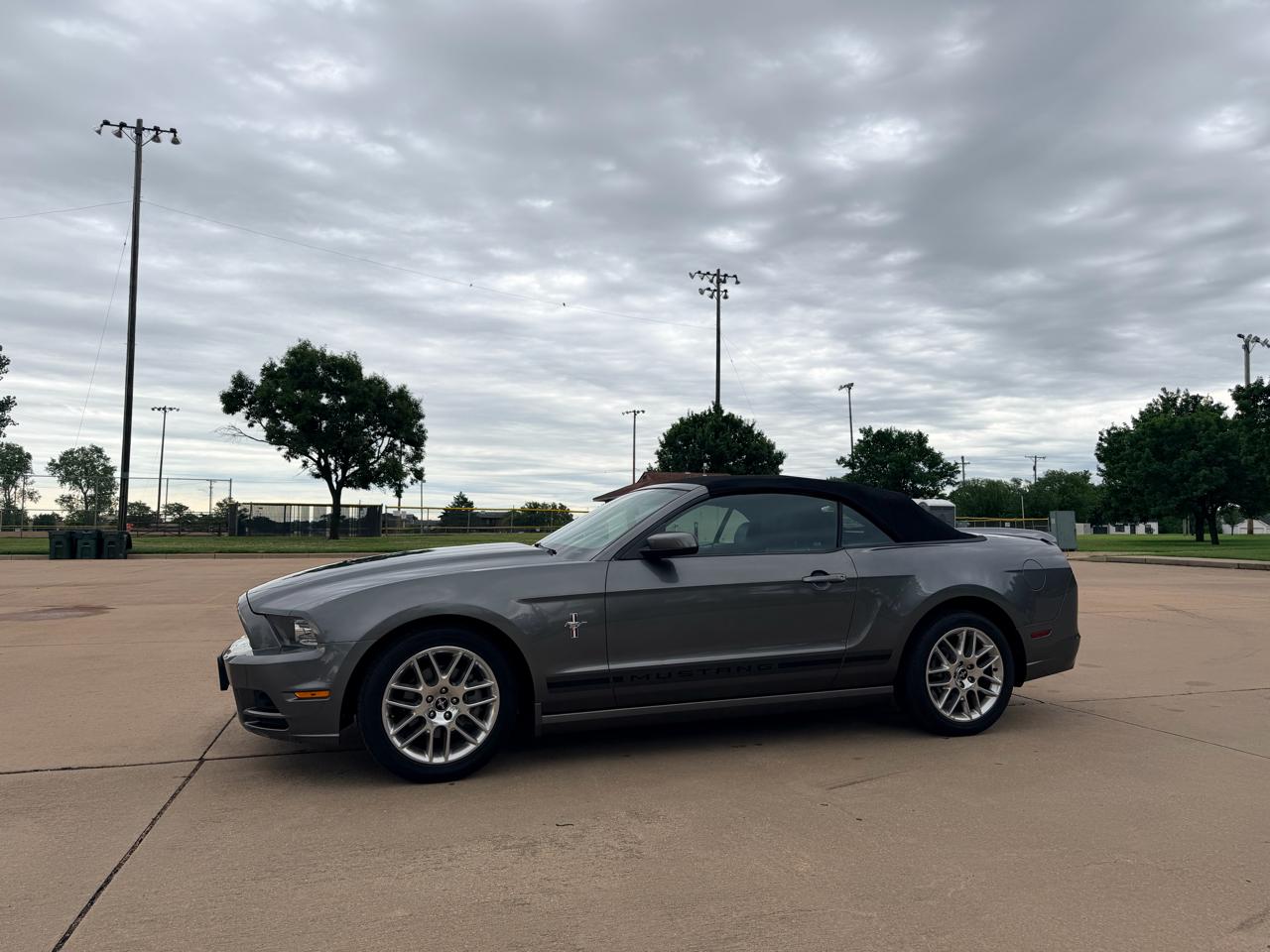 Ford Mustang 2dr Conv V6 2014