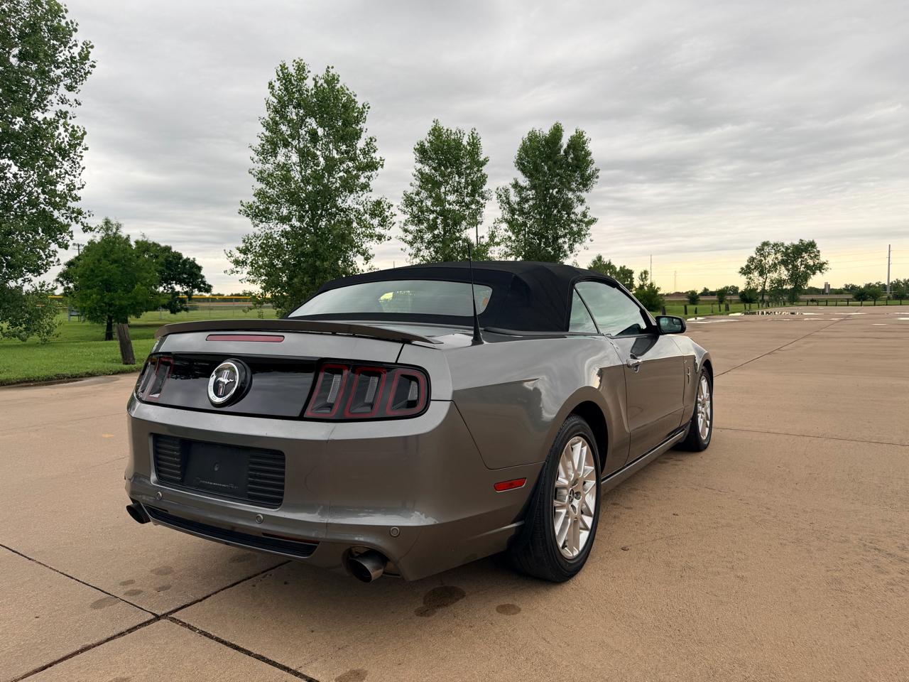 Ford Mustang 2dr Conv V6 2014