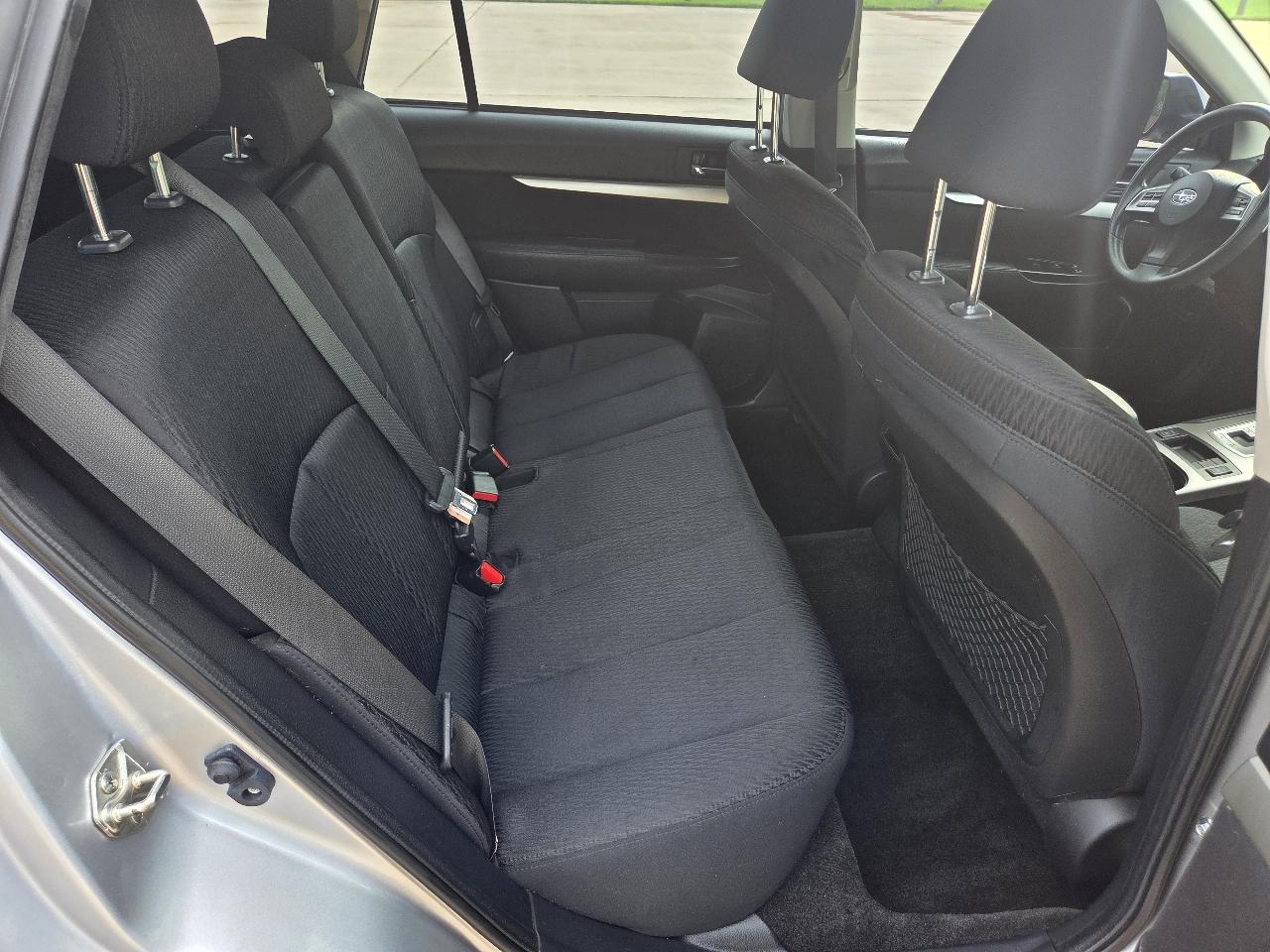 Subaru Outback 4dr Wgn H4 Auto 2.5i 2012