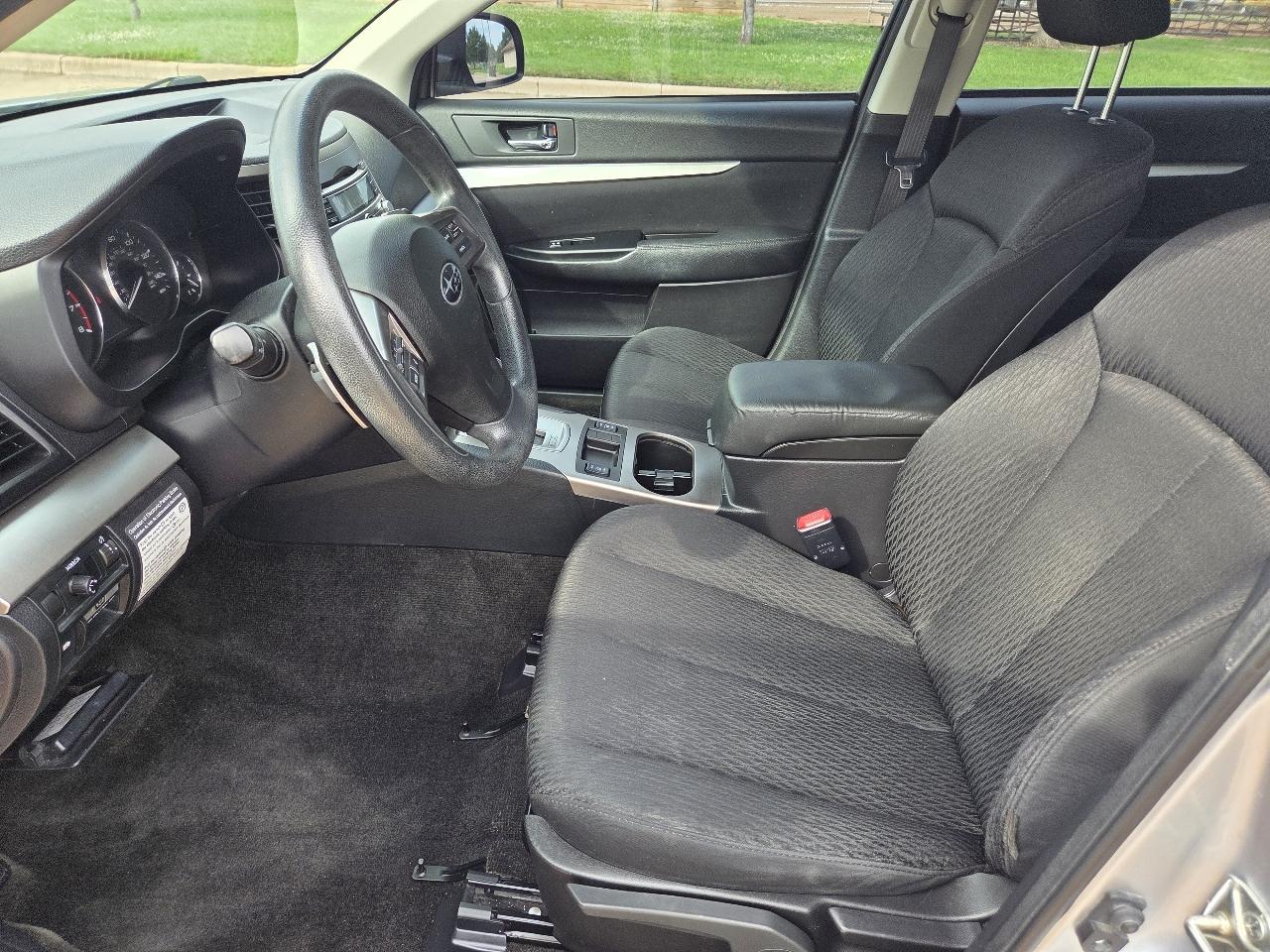 Subaru Outback 4dr Wgn H4 Auto 2.5i 2012