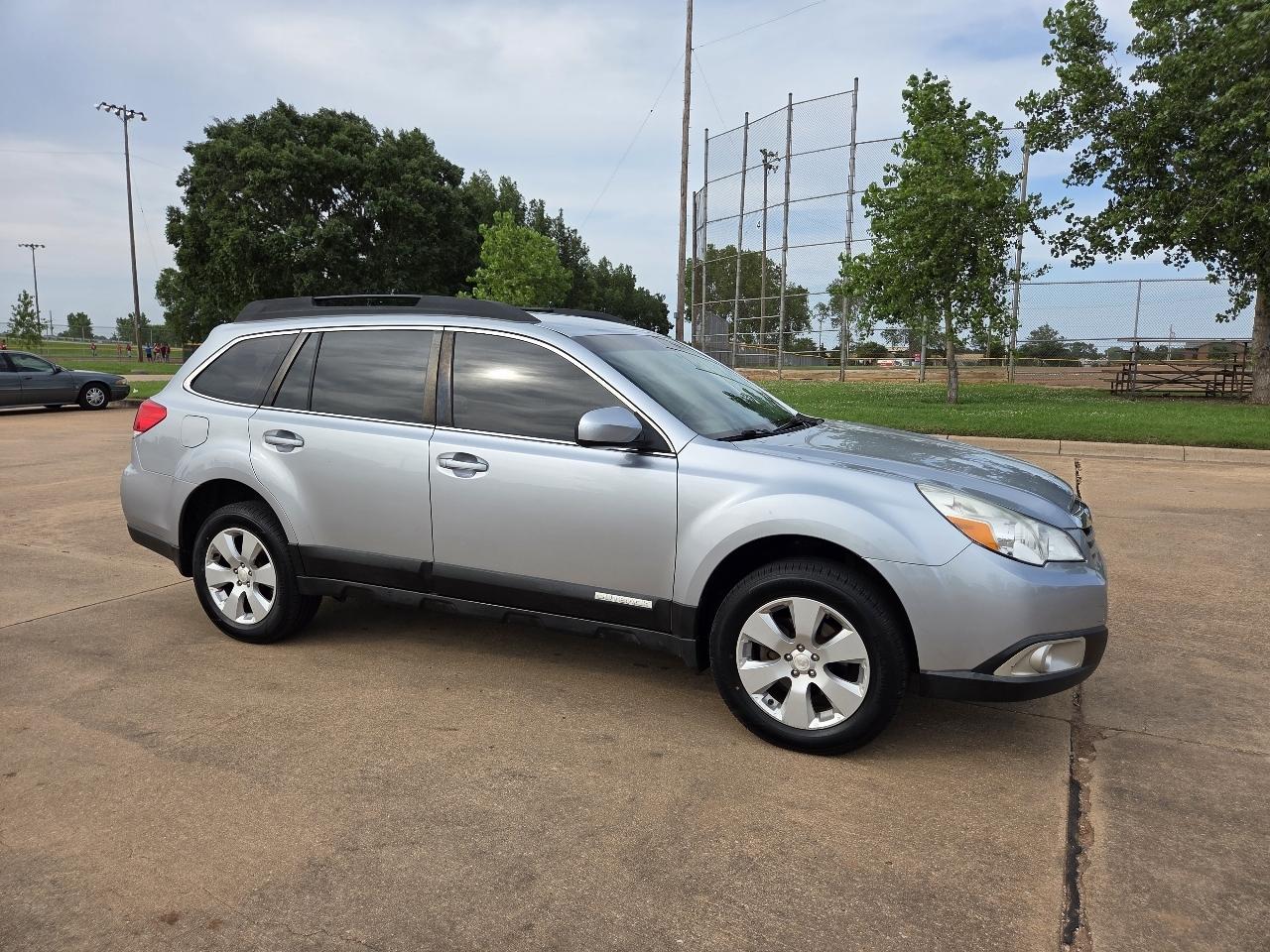 Subaru Outback 4dr Wgn H4 Auto 2.5i 2012