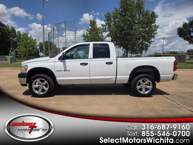 White 2007 Dodge RAM 1500 Pickup Truck Four-Wheel Drive Automatic