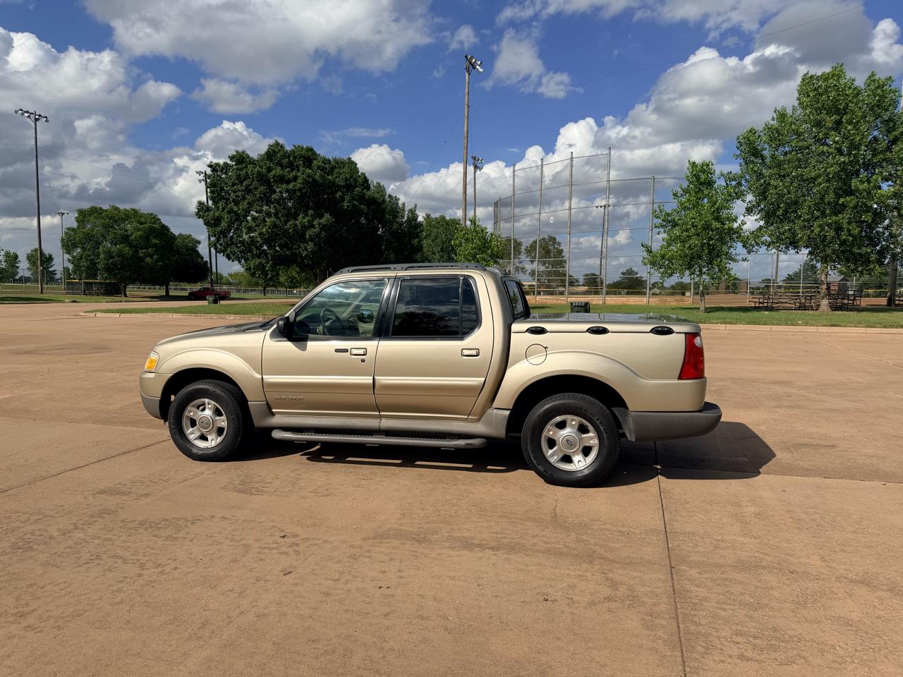 Ford Explorer Sport Trac 4dr 126" WB Premium 2002