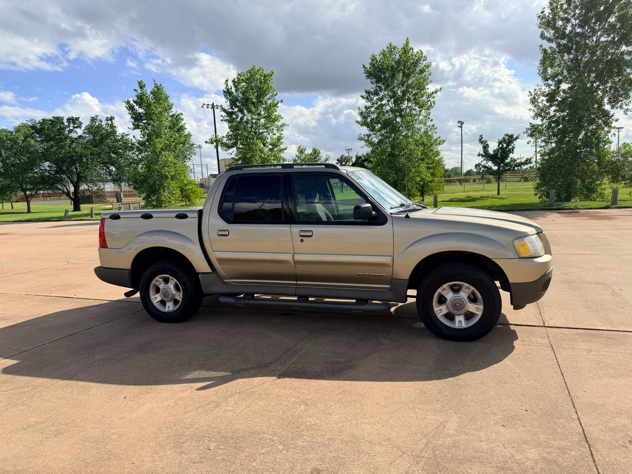 Ford Explorer Sport Trac 4dr 126" WB Premium 2002