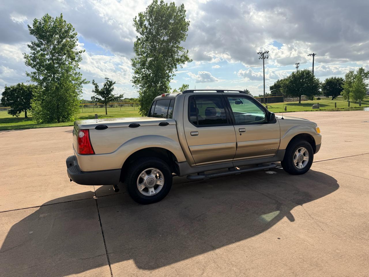 Ford Explorer Sport Trac 4dr 126" WB Premium 2002