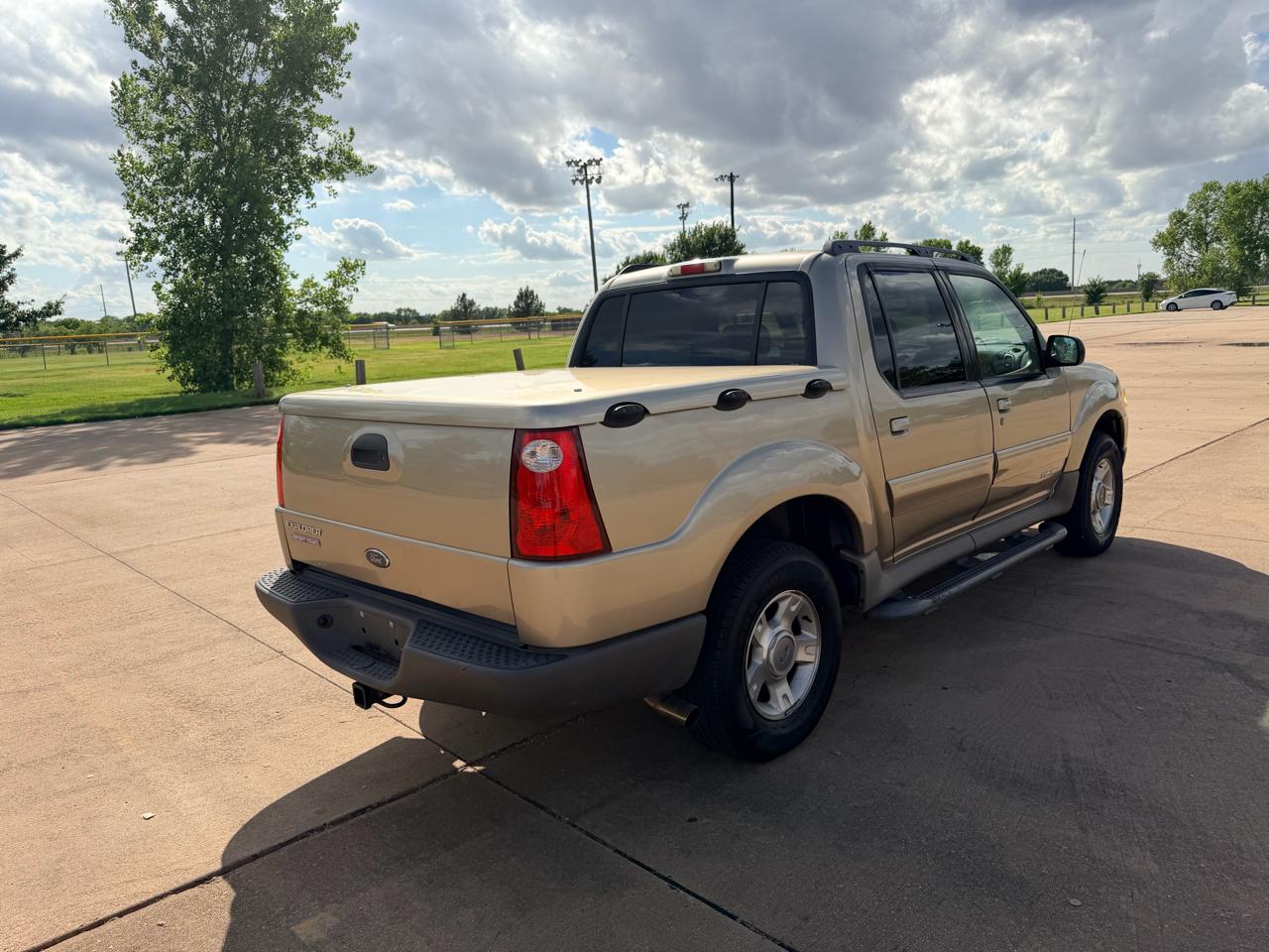 Ford Explorer Sport Trac 4dr 126" WB Premium 2002