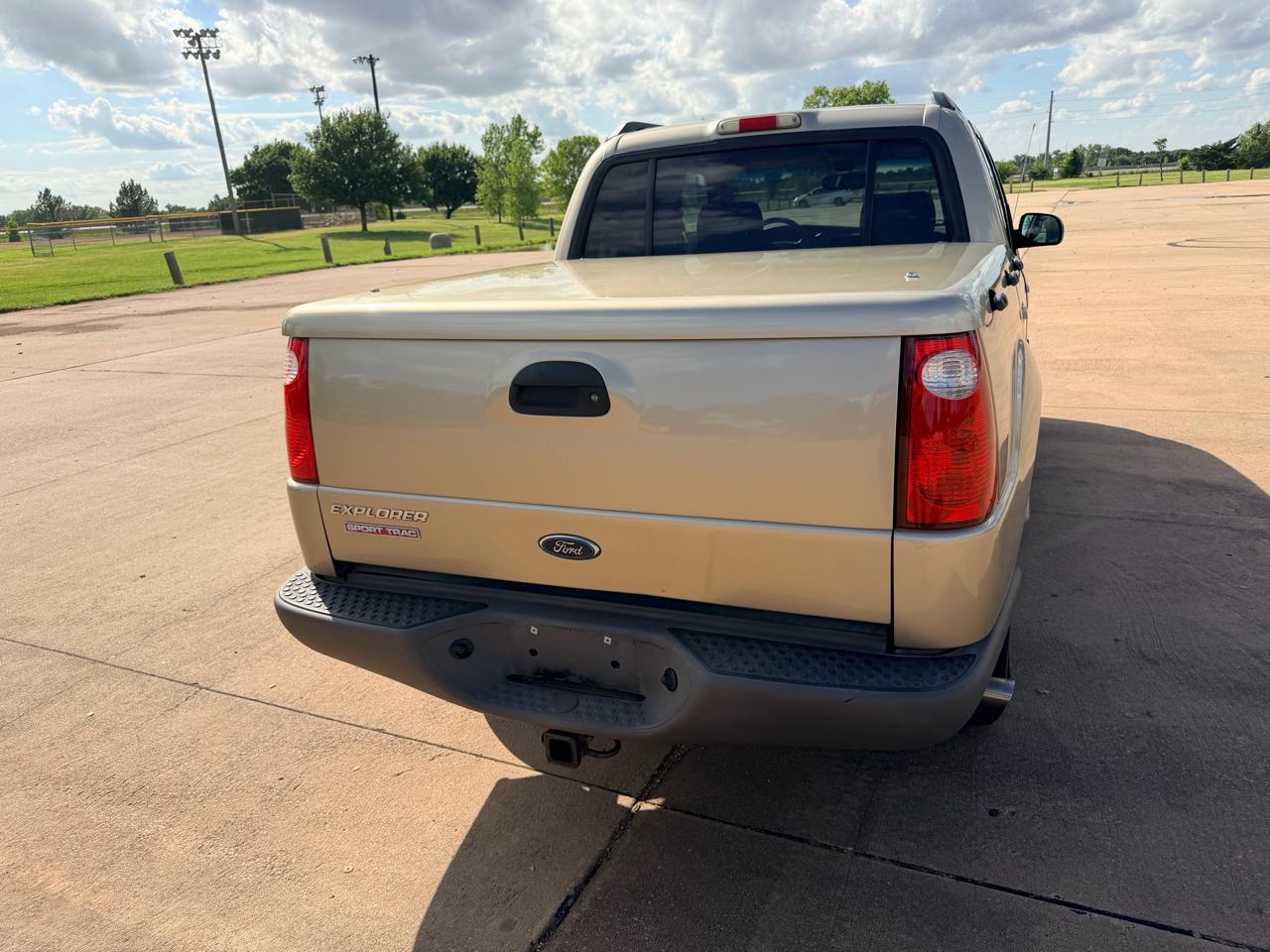 Ford Explorer Sport Trac 4dr 126" WB Premium 2002