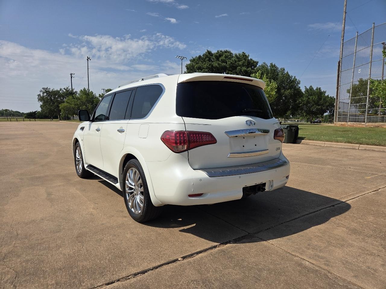Infiniti QX80 4WD 4dr 2015