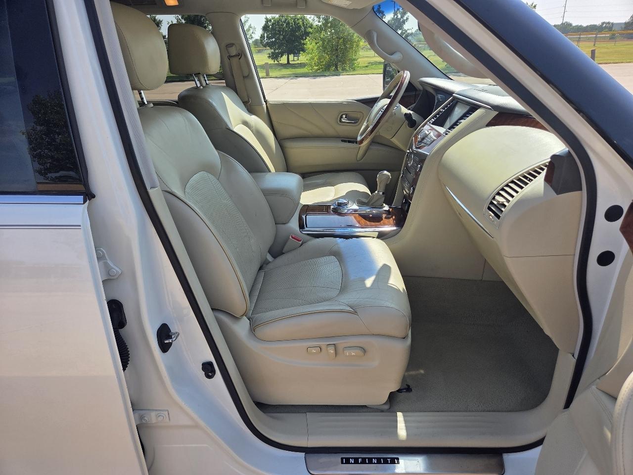 Infiniti QX80 4WD 4dr 2015